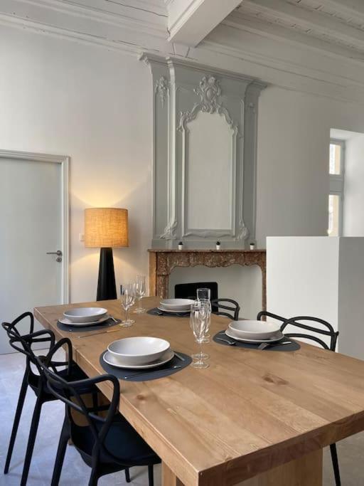 Apartment Avec Ventilateurs Proche Du Palais Des Papes *